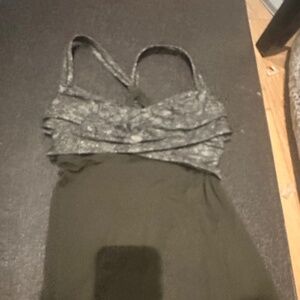 Wrap it up tank lululemon size 8